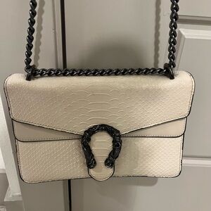 Shoulder/Crossbody Bag